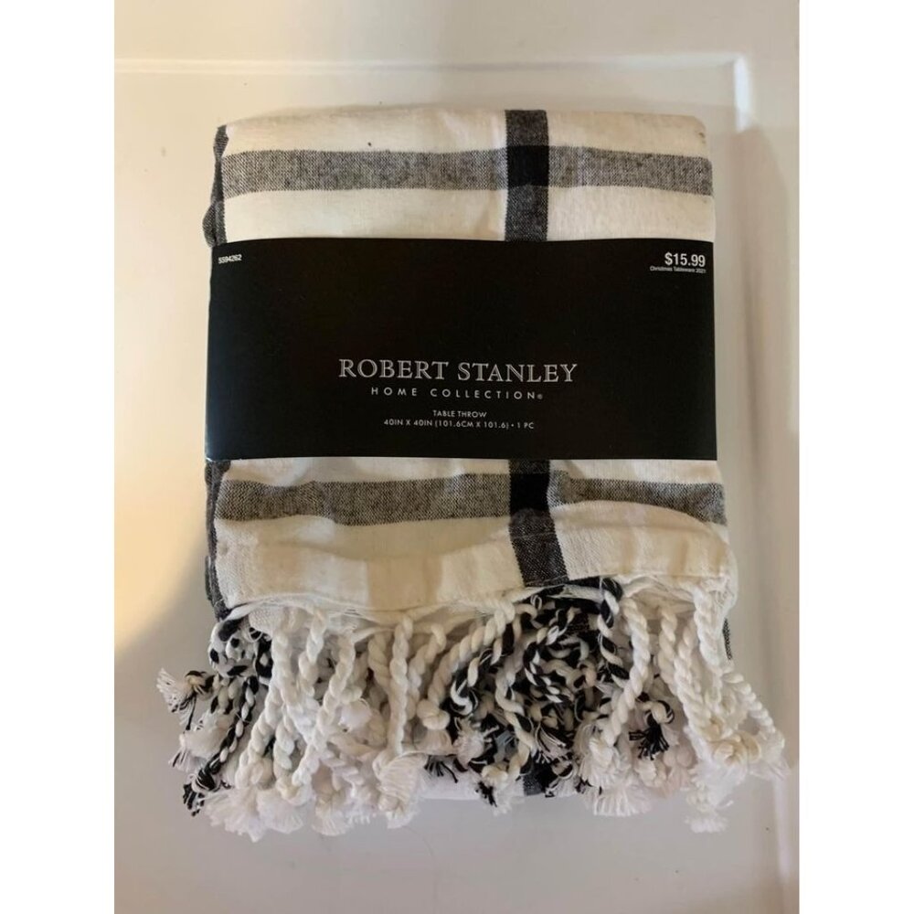 NWT Robert Stanley Table Throw 40” x 40” Black/White Plaid Home Holiday Decor